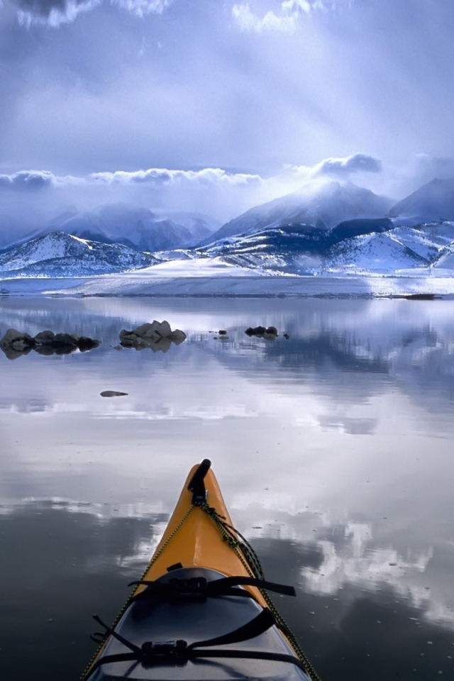 Прогулка по горному озеру