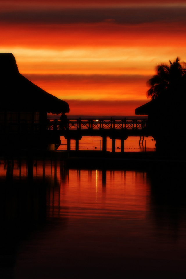 Закат на Таити