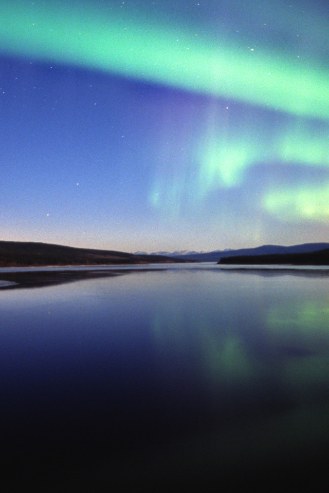 Северное сияние в Канаде