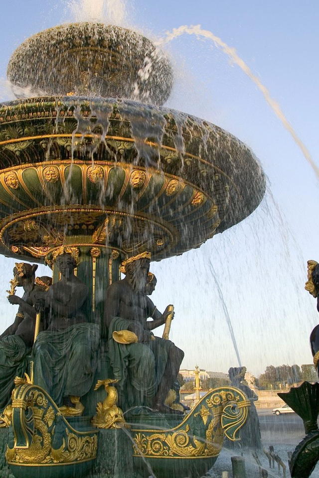 Красивый фонтан