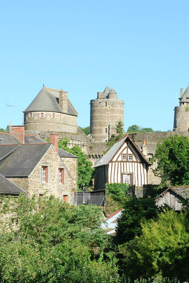 Башни замка