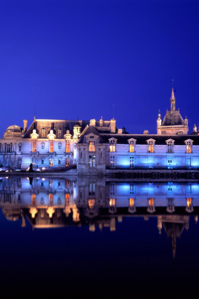 Замок Шантильи