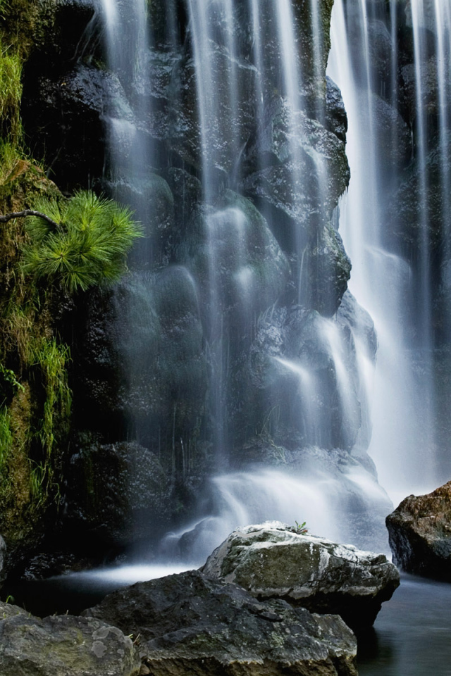Водопад в Японии