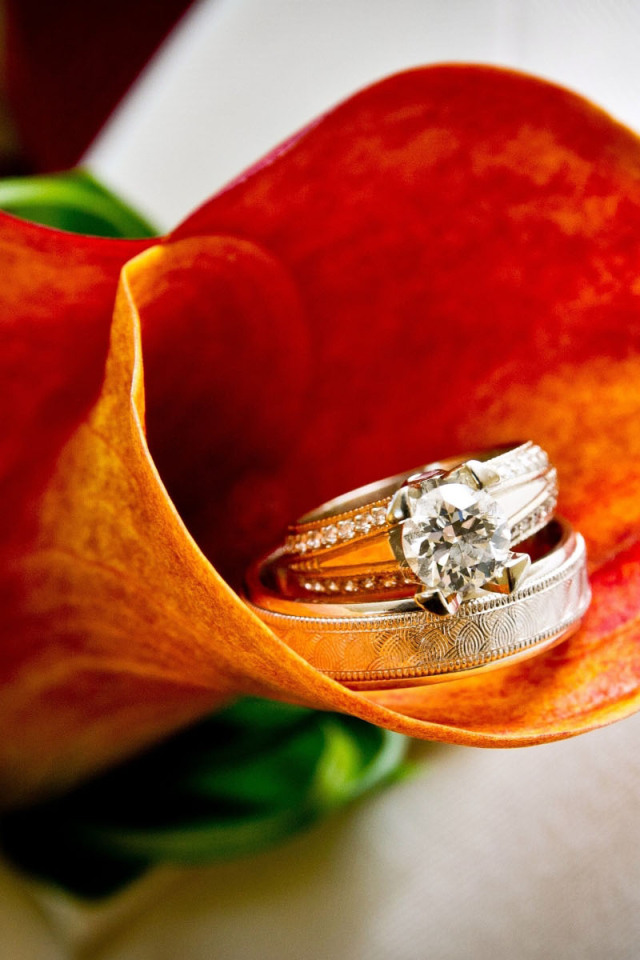 Кольца в цветке