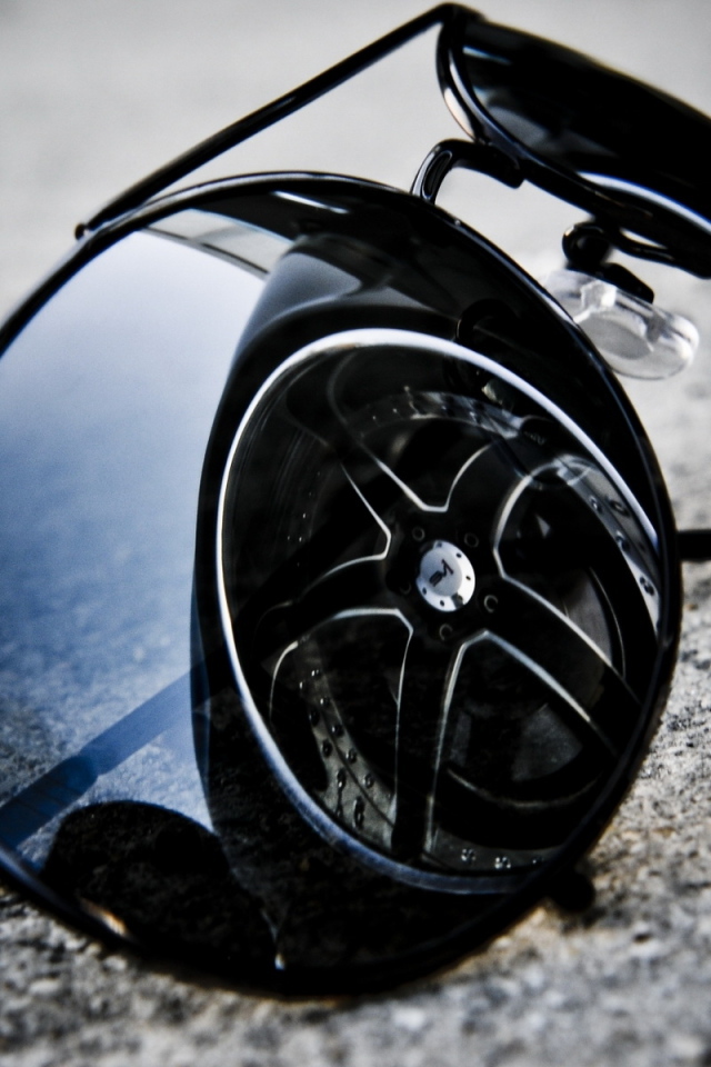 Солнцезащитные очки