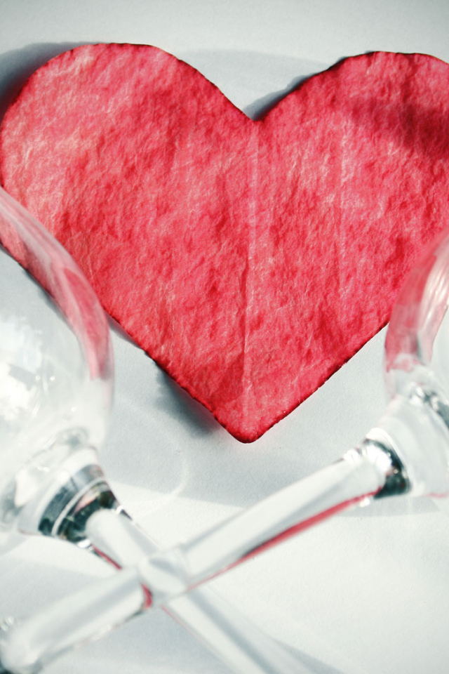 Фужеры и сердце