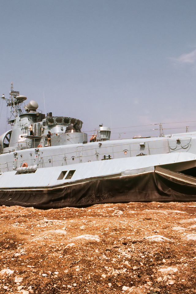 Корабль на воздушной подушке