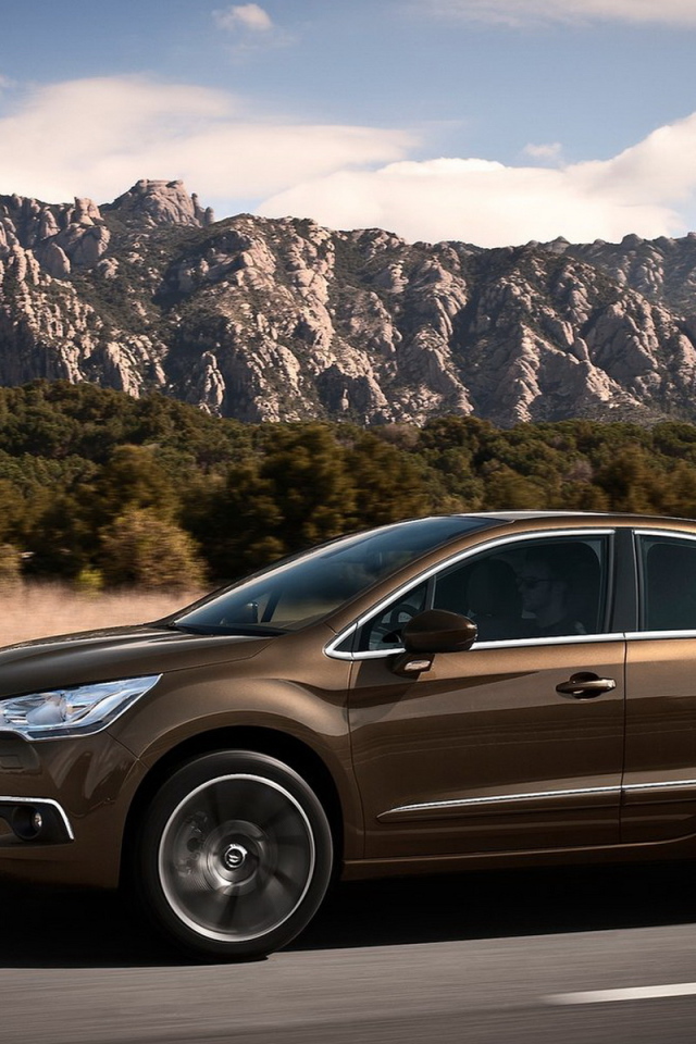 2012 Citroen-DS4