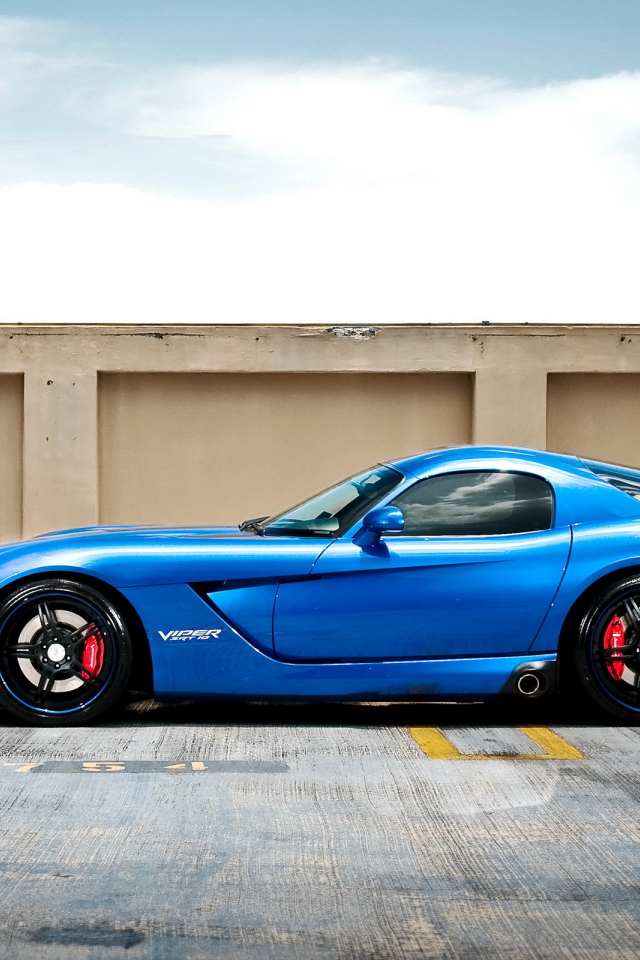 blue Dodge Viper
