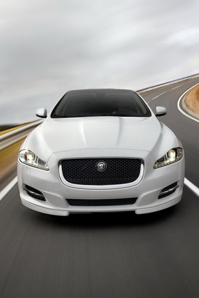 Jaguar-XJ Sport