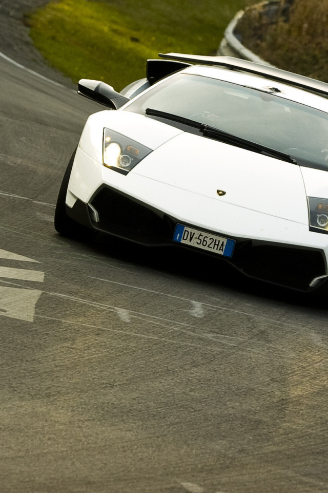 Lamborghini Murcielago LP 670