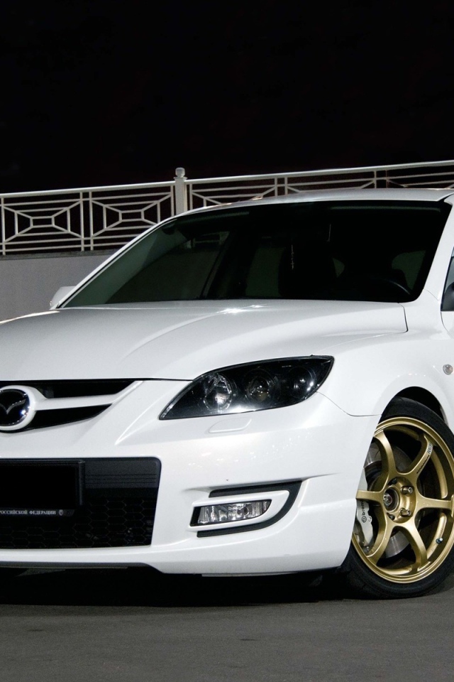 Mazda 3 MPS, белая