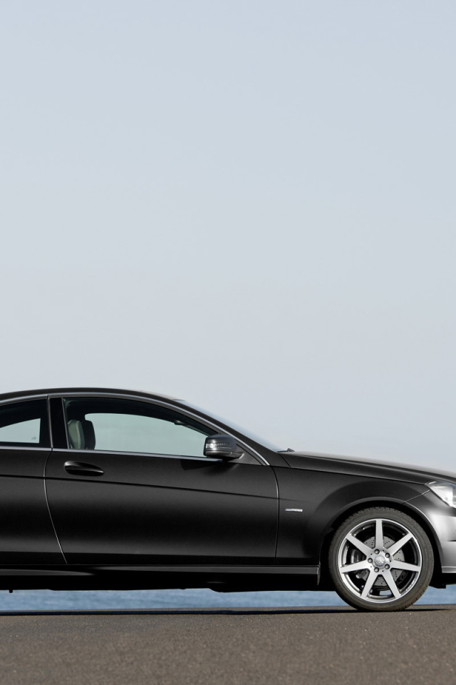 2012-Mercedes-Benz-C-Class