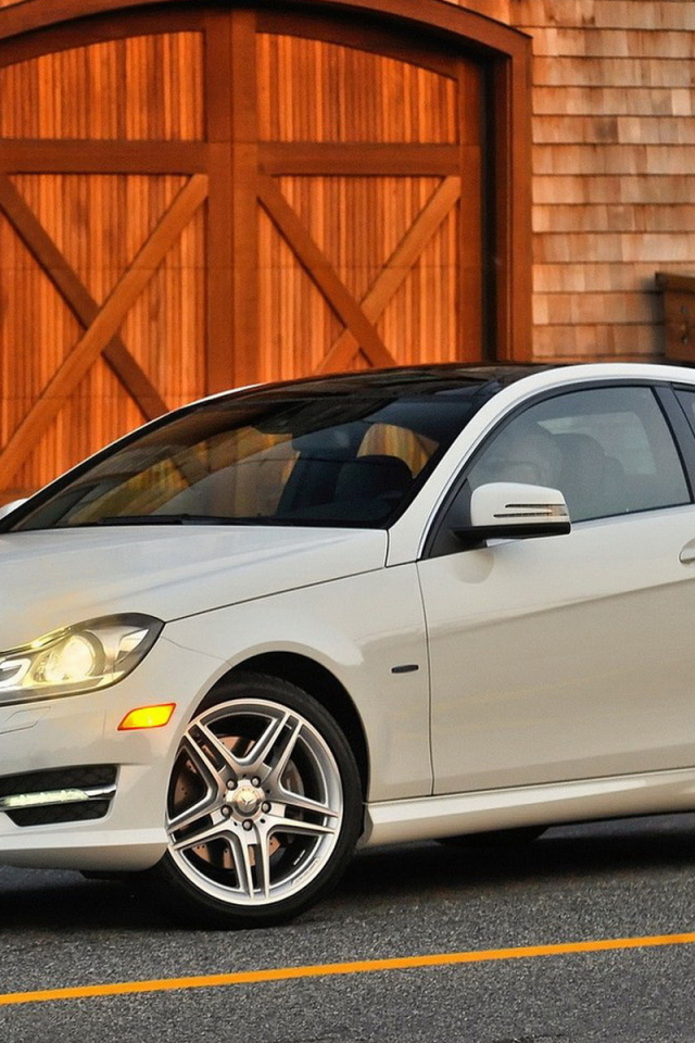 Mercedes-Benz-C-Class Coupe