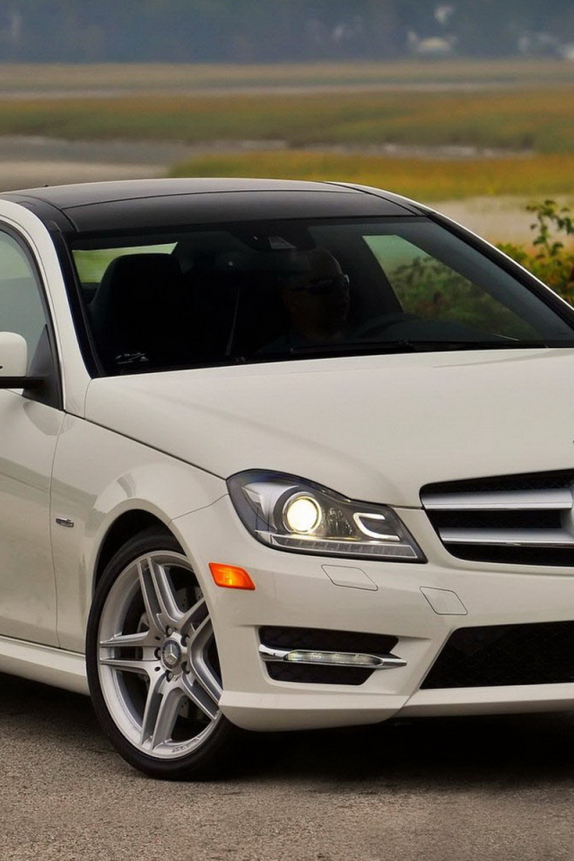 Mercedes-Benz-C-Class Coupe