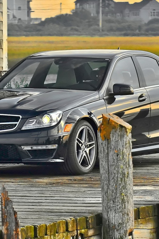 Mercedes-Benz-C63 AMG