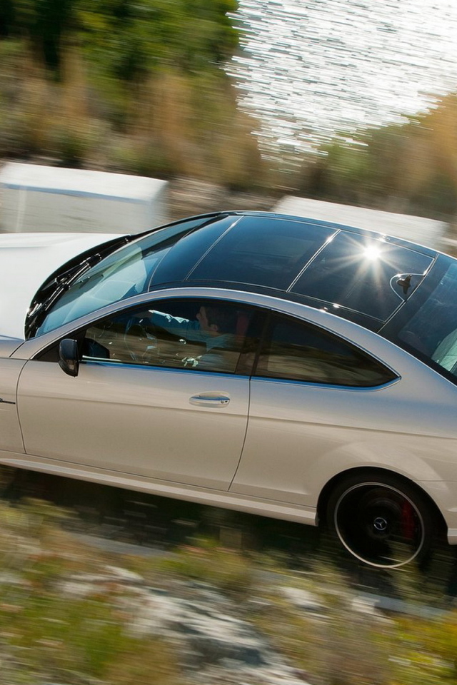 Mercedes-Benz-C63 AMG Coupe