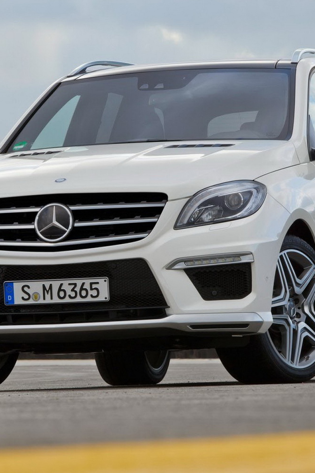 Mercedes-Benz-ML63