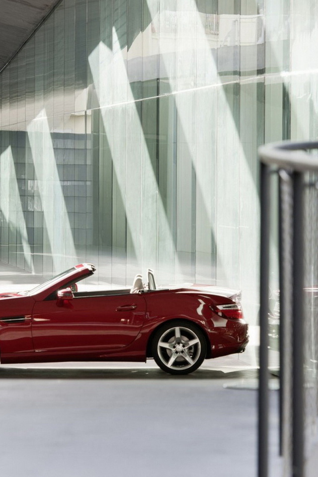 new Mercedes-Benz-SLK-Class