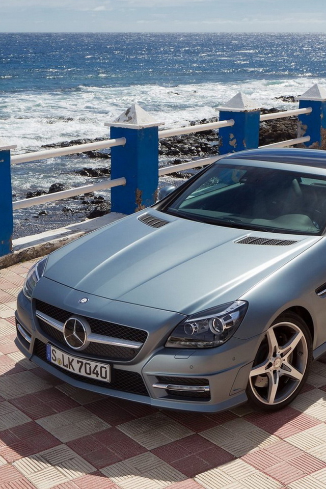 Mercedes-Benz-SLK350