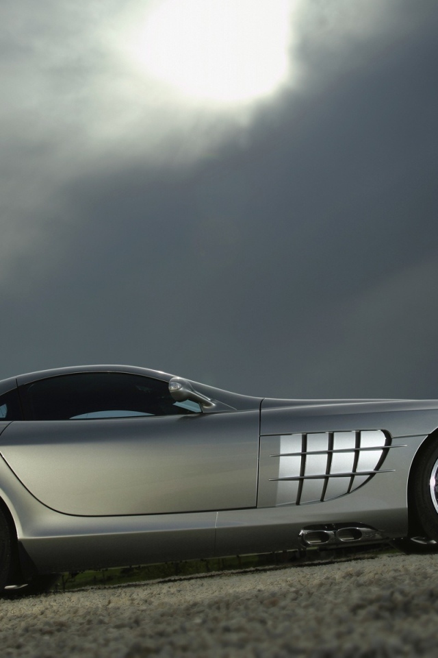 Mercedes Benz Mclaren SLR