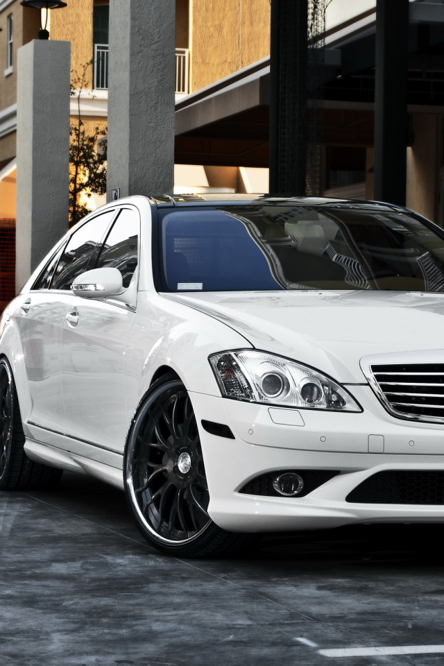 Mersedes Benz S-Class