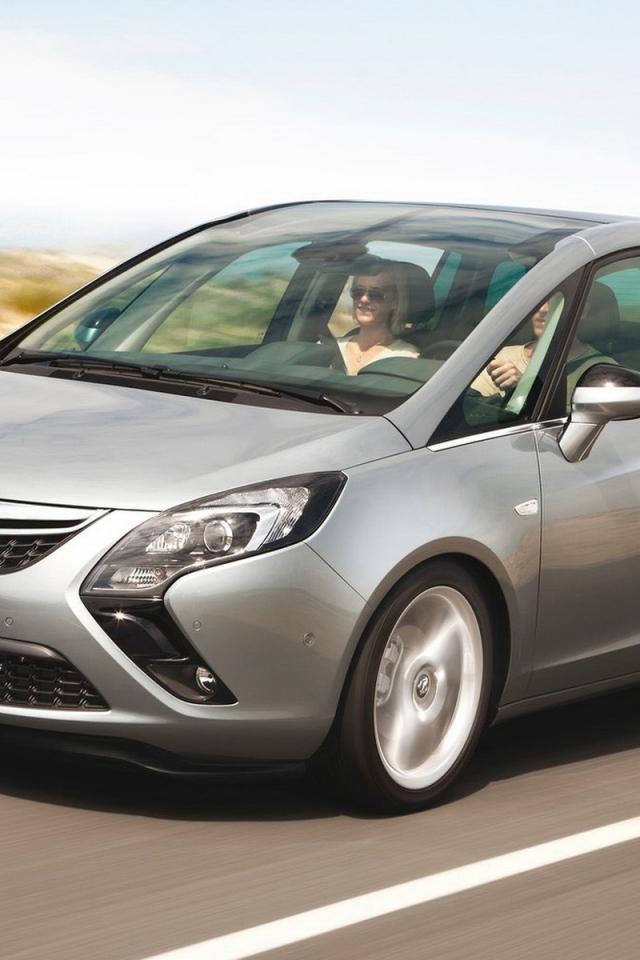 2012 Opel-Zafira Tourer