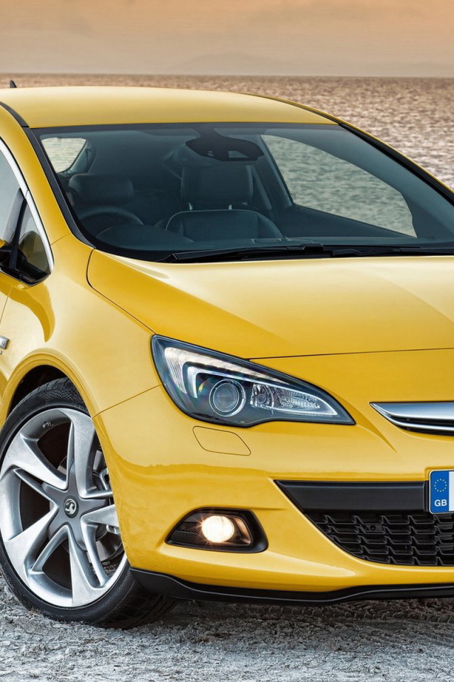 2012 Vauxhall-Astra GTC