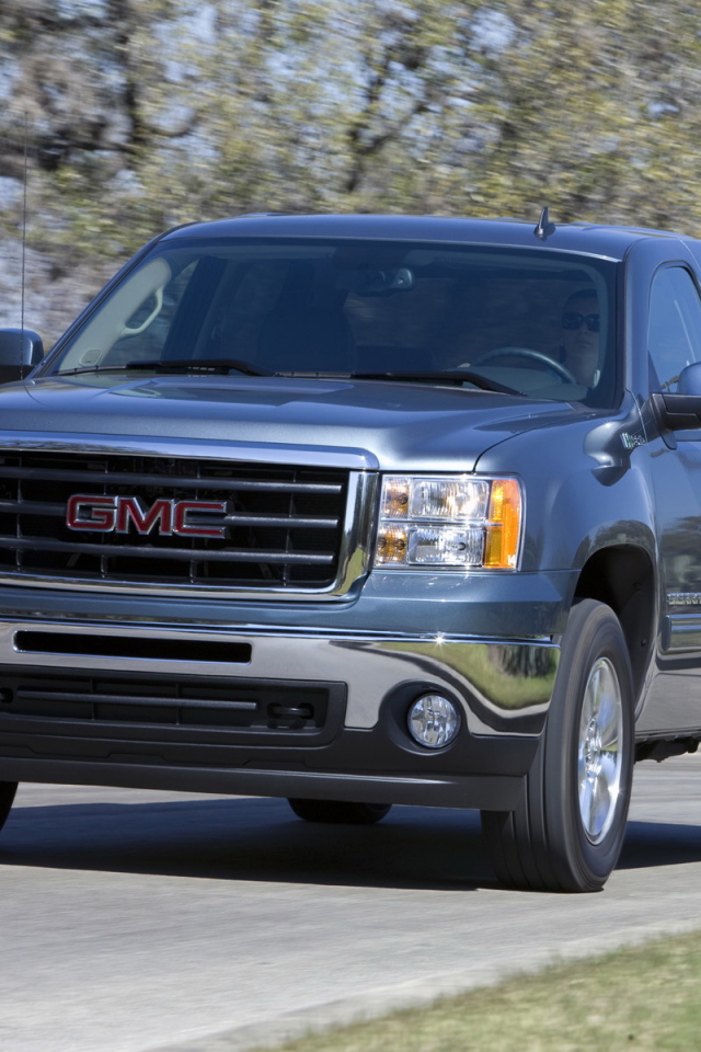 2011-GMC-Sierra-Hybrid