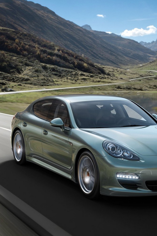 2012 Porsche-Panamera Diesel