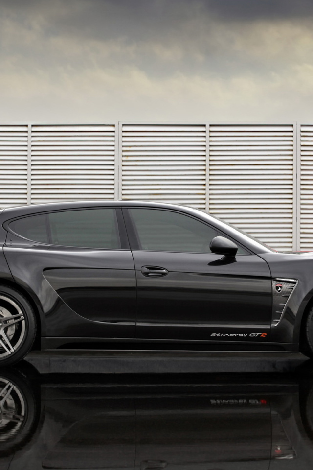 Porsche-Panamera-Stingray-GTR