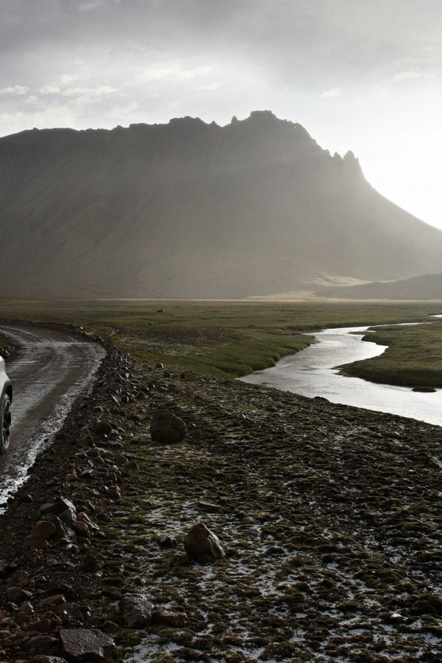 Land Rover-DC100 Concept