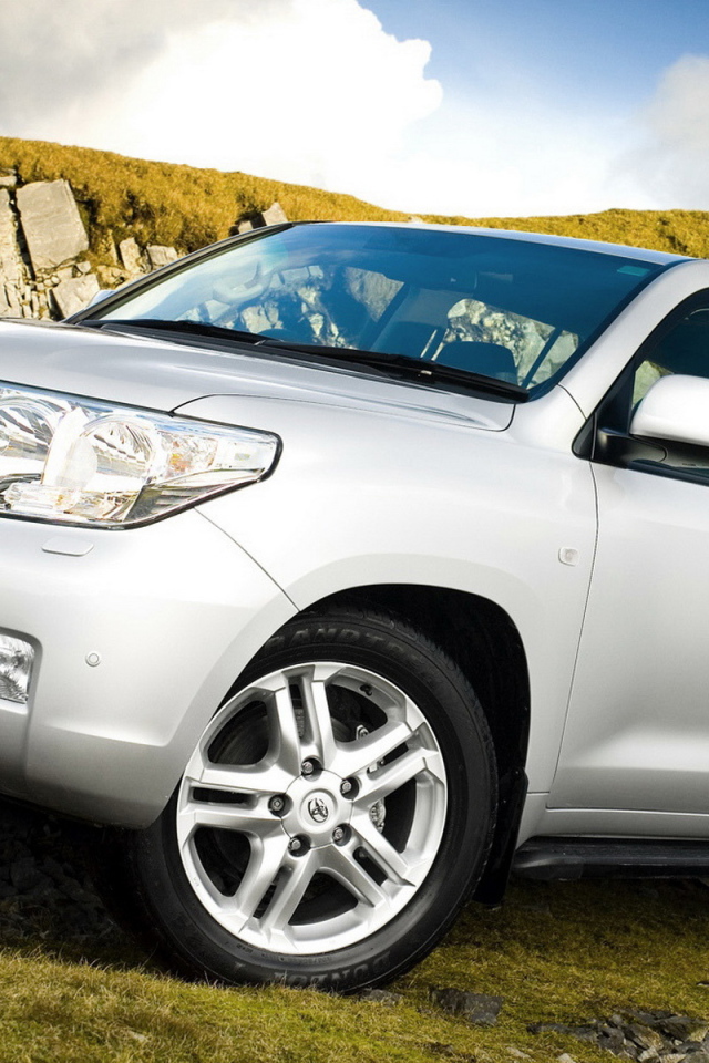 Toyota Land Cruiser 200