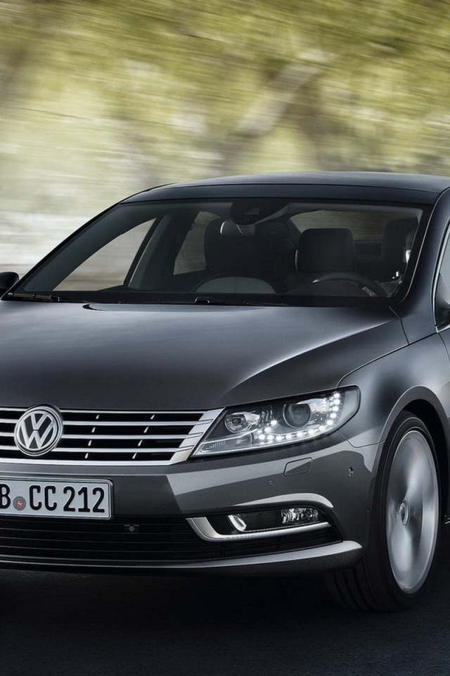 Volkswagen-Passat CC в движении