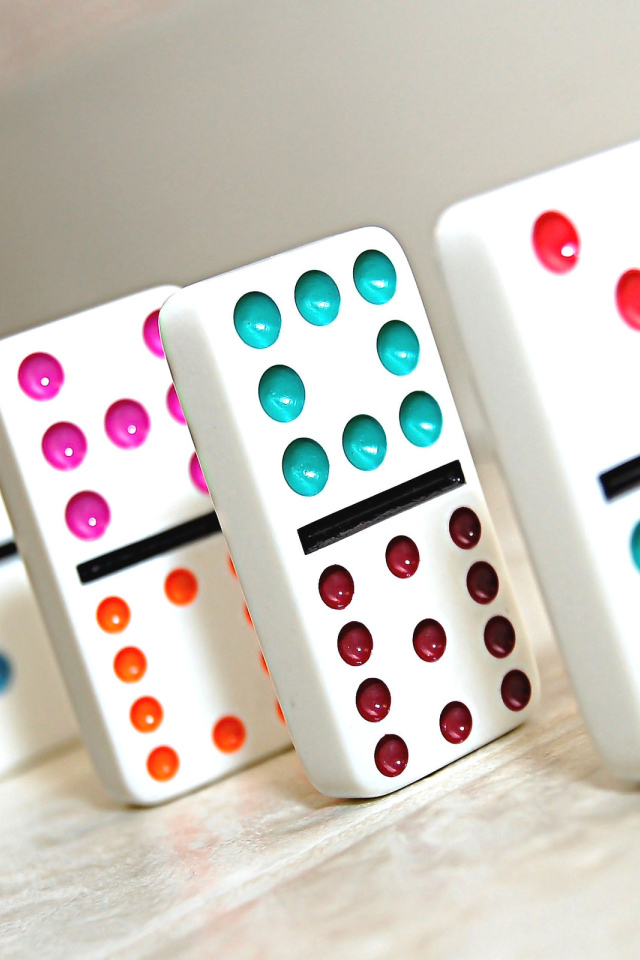 Разноцветное домино