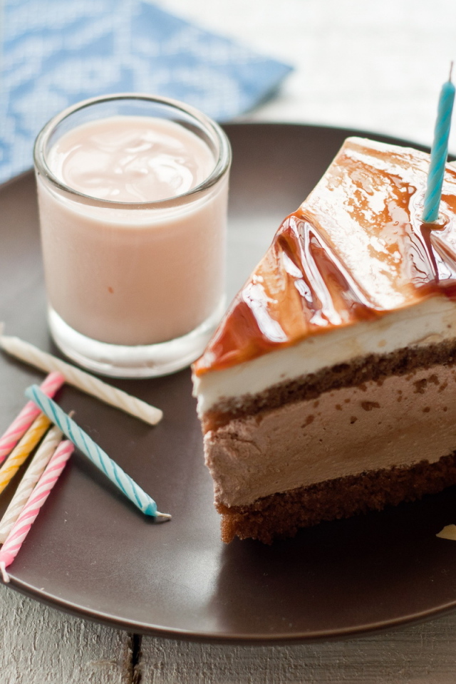 Кусочек праздничного торта