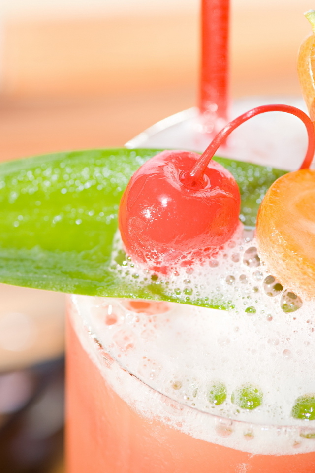 Фруктово-ягодный коктейль