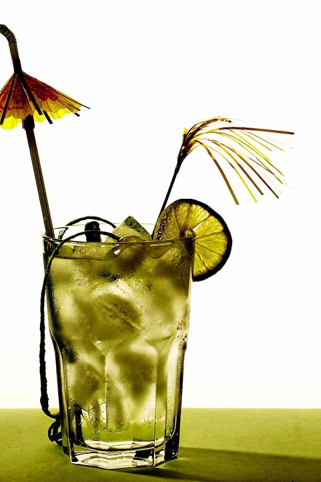 Освежающий коктейль с лаймом