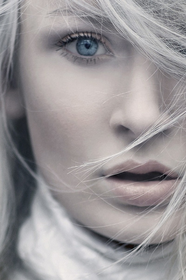 Настоящая блондинка