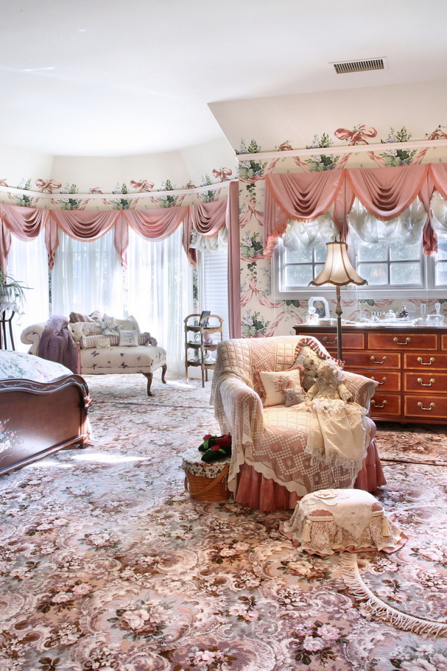 Спальная с камином