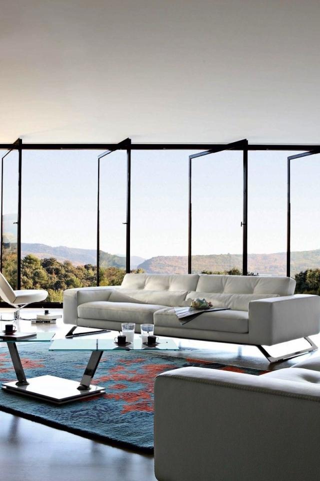 Гостиная с видом на горы