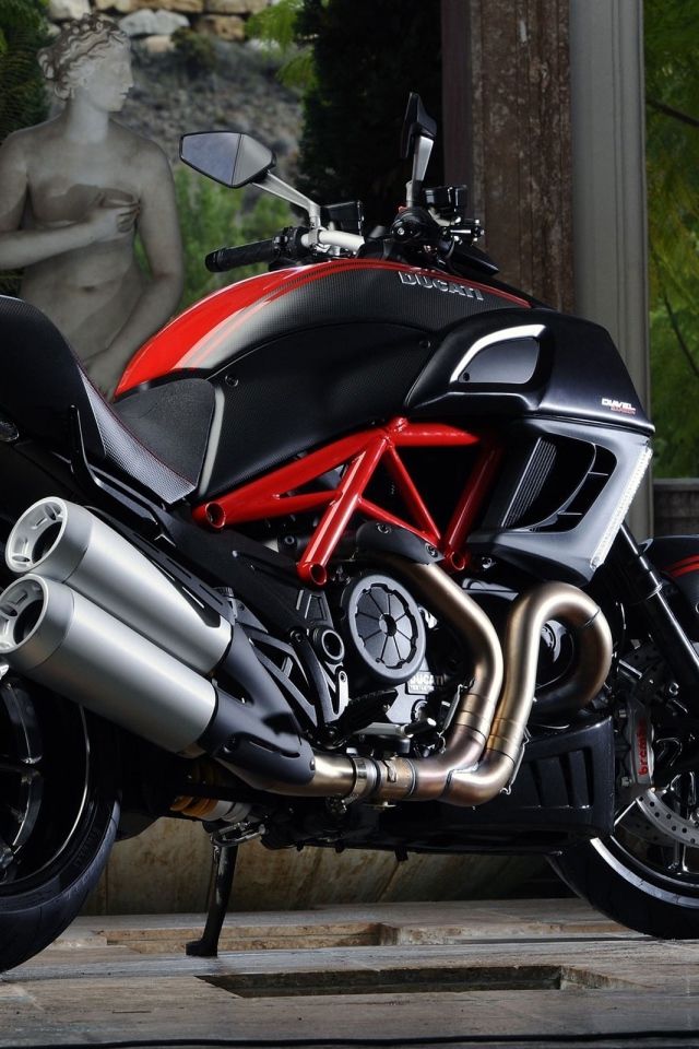 Ducati Monster 1100