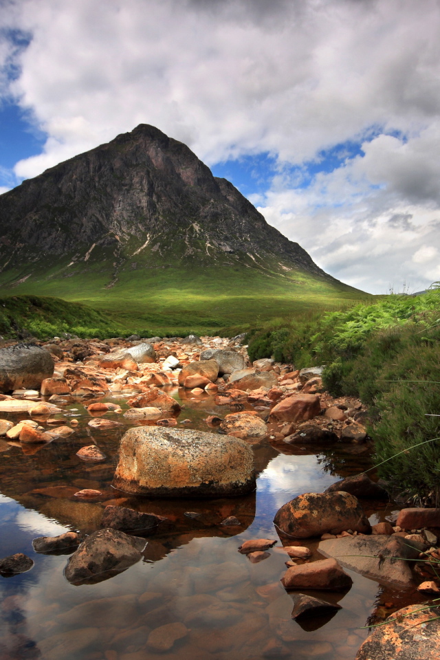 Одинокая гора