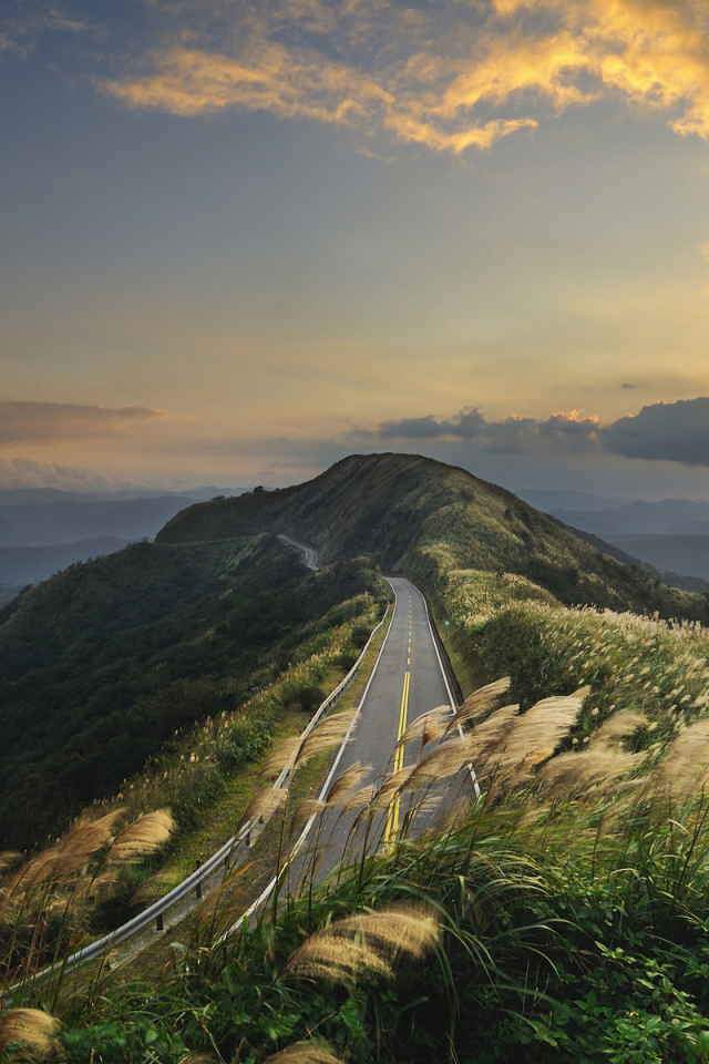 Дорога по вершинам гор