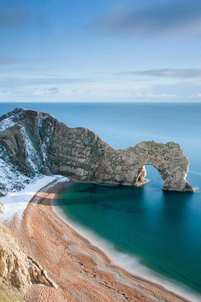 Прибрежные скалы