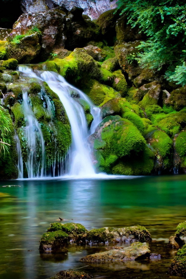 Маленький ручей