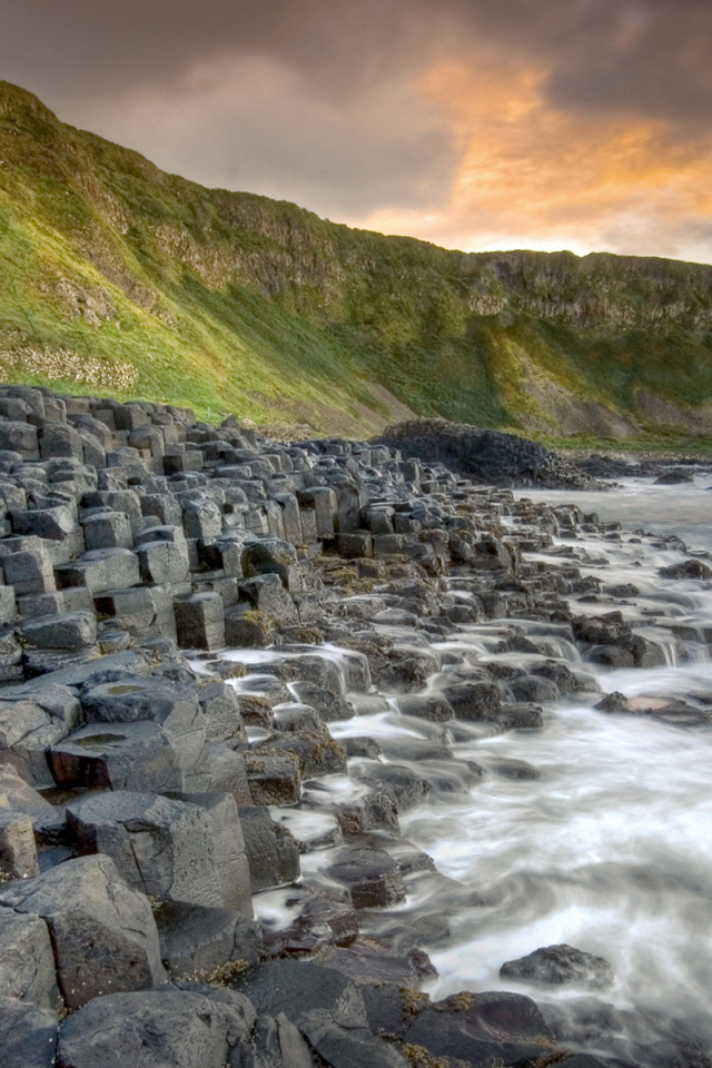 Каменное побережье