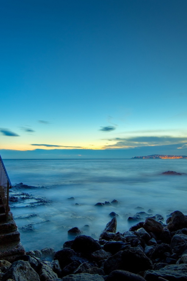 Побережье на закате