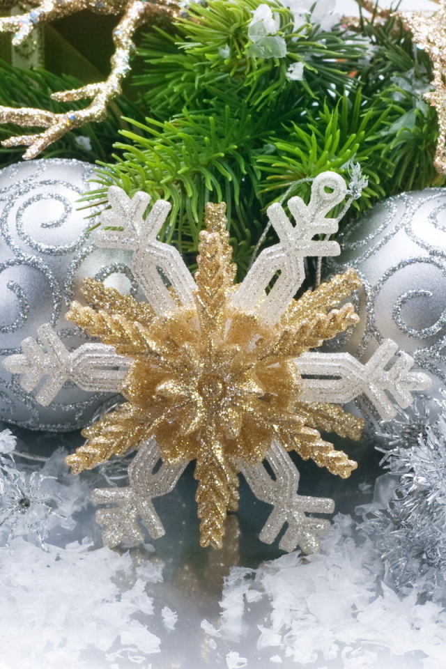 Игрушки на елку