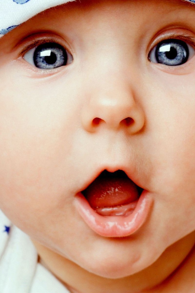 Голубоглазый малыш